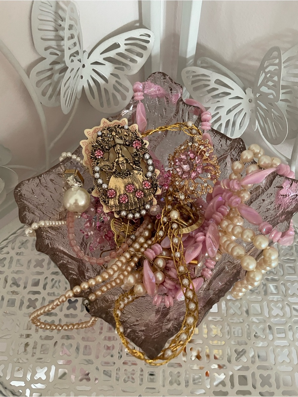 🫖🌸 Pink & Pearls Romantic Trinket Mix - Picture 6 of 8